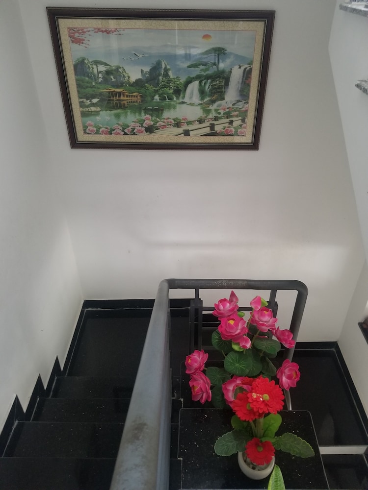 Photo 33
