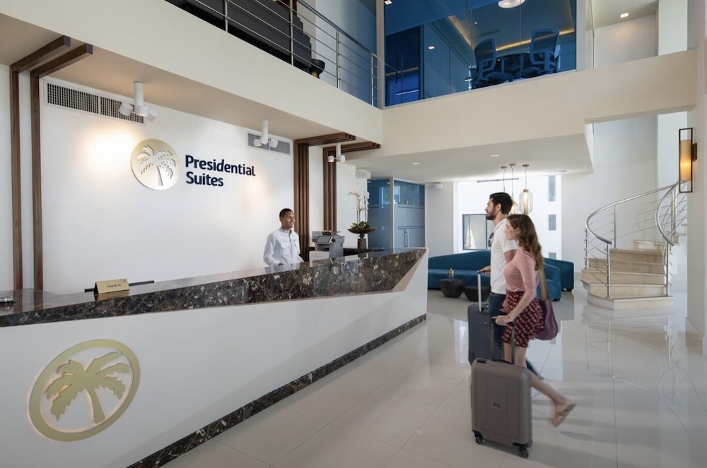 Lobby & Reception