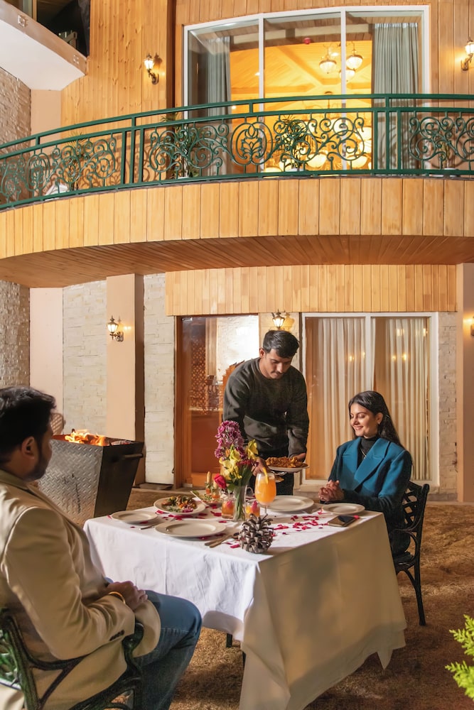 Royalpine Rosastays Kasauli