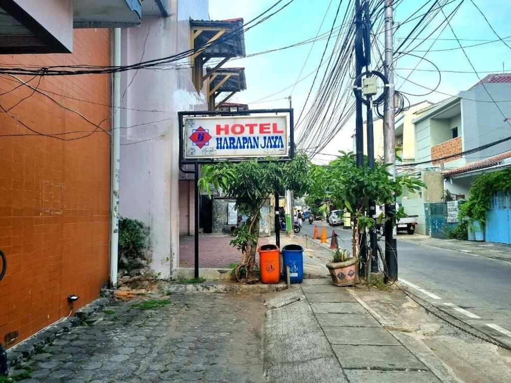 HOTEL HARPAN JAYA