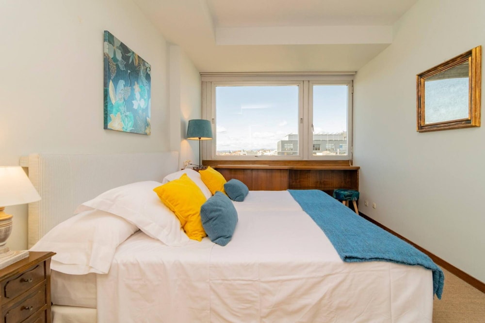 Colon 819 in Madrid With 1 Bedrooms and 1 Bathrooms