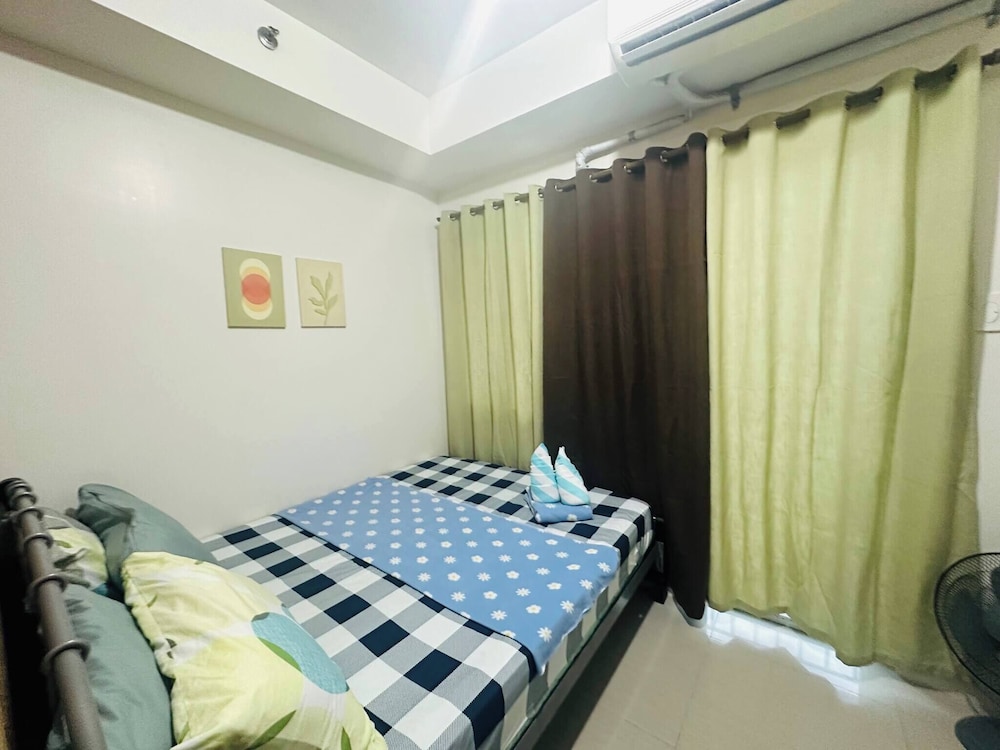 Fancy Pasay City Apartment for Rent - Mall of Asia Nearby Front of Mall Of Asia