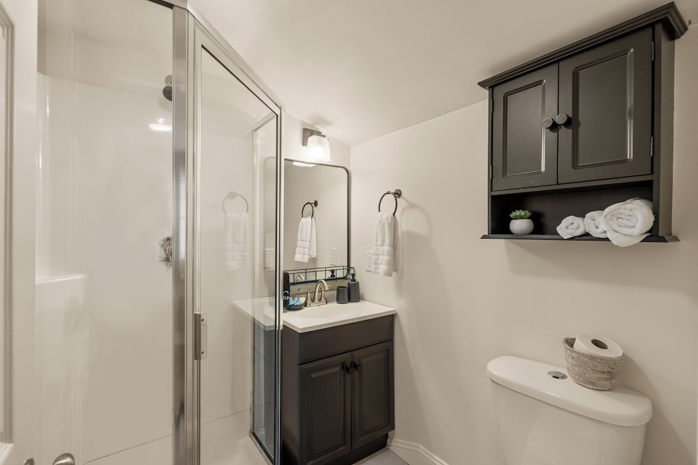 Hygge House Suites