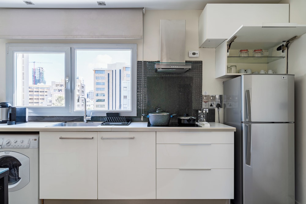 Local Host Living - Signature Apartments in Nicosia