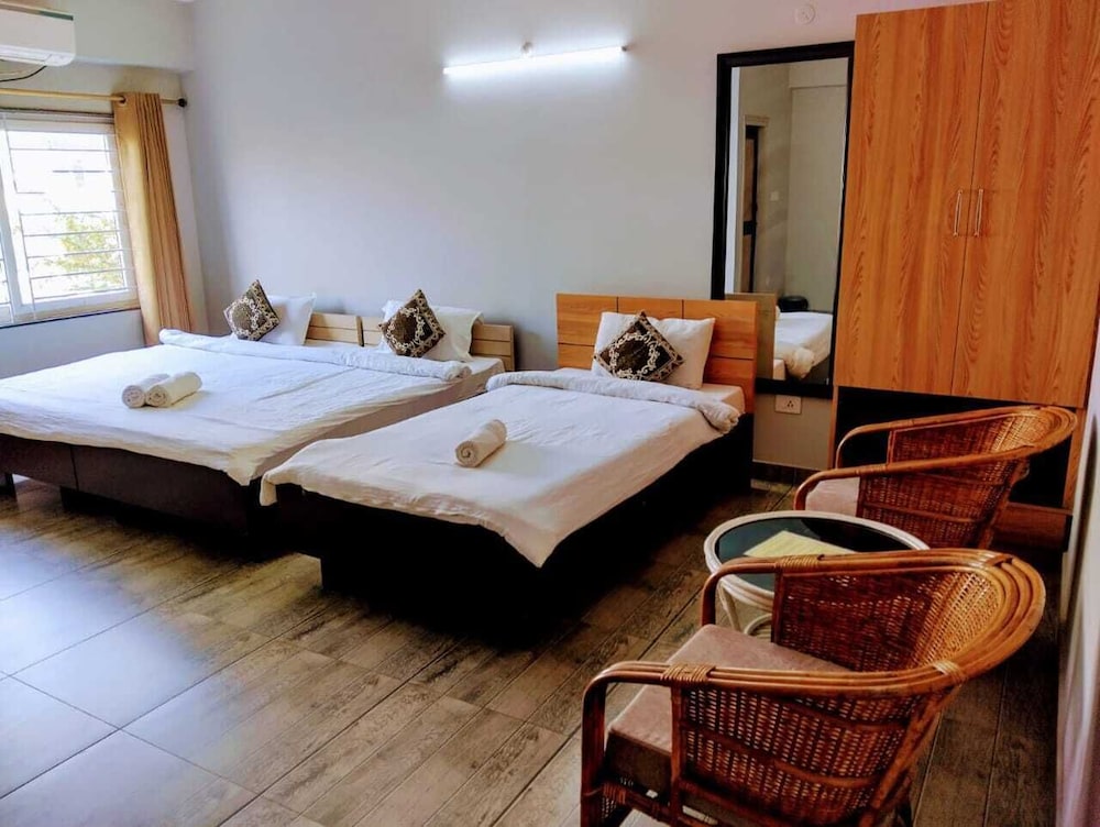 Happy Villa Guest House