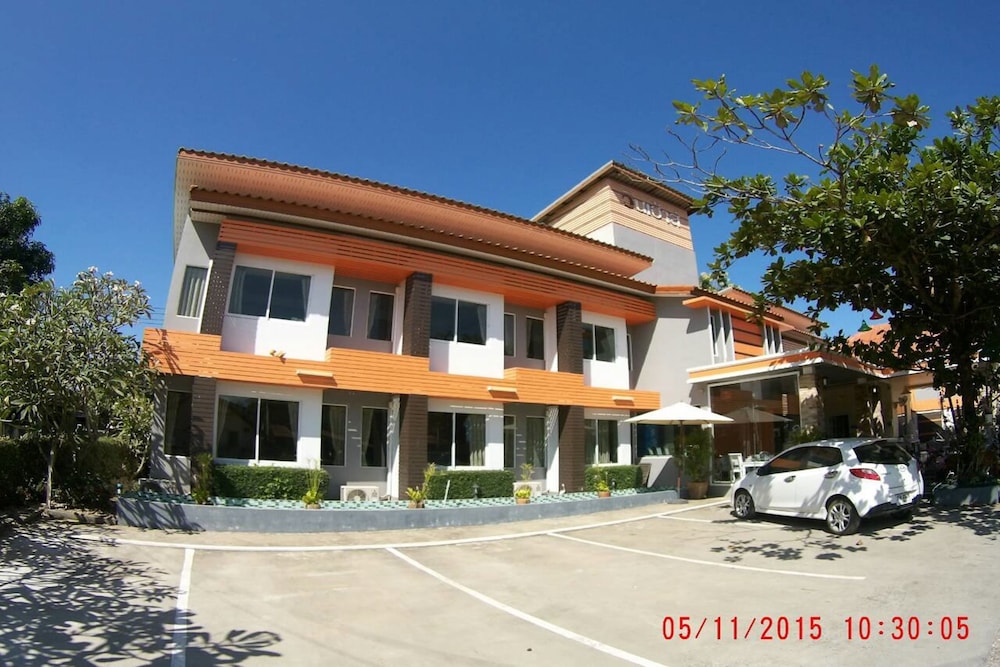 Winhouse Hotel