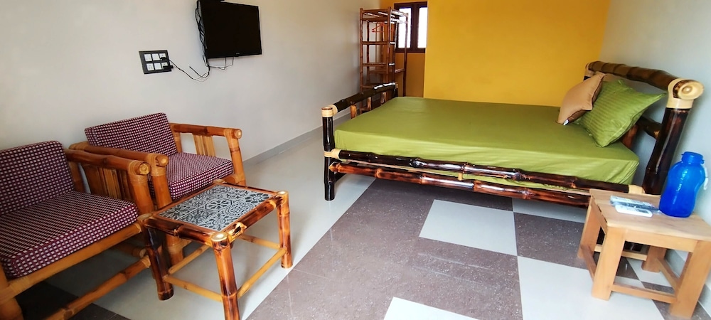 Mithila Eco Stay - Explore Chettinad - Suite Room view 3