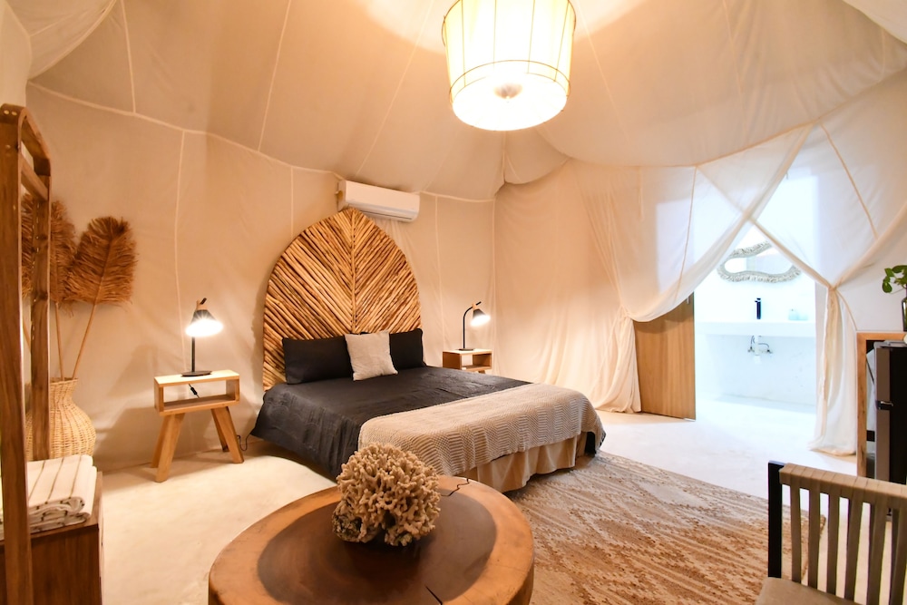 Arena y Mar Seaside Glamping Adults Only