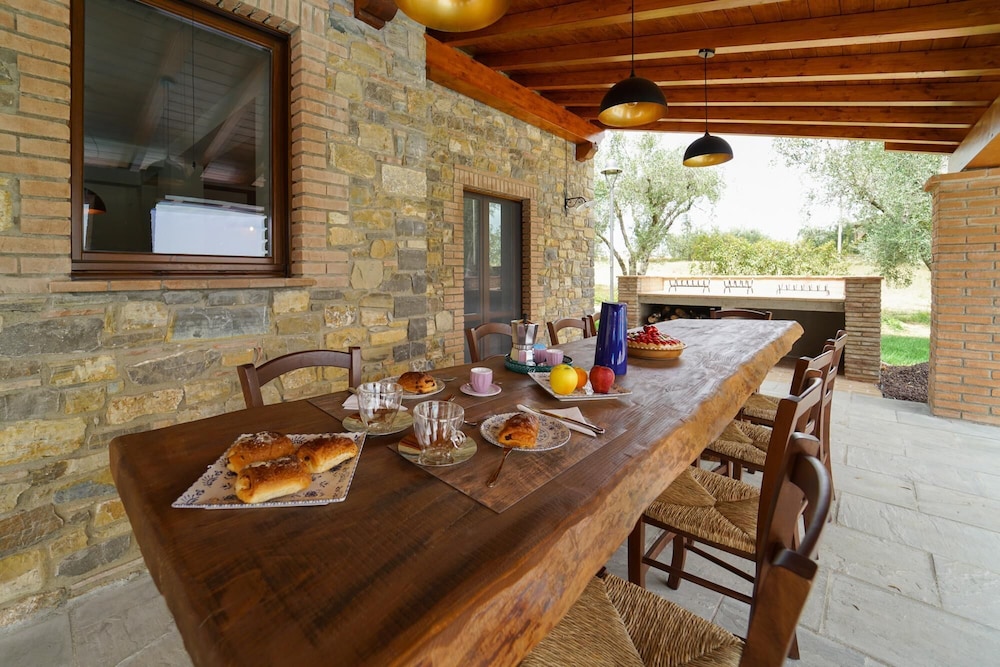Villa Il Girasole in Parrano view 2