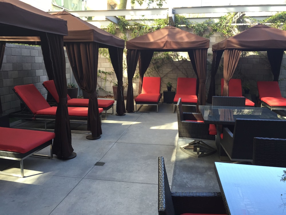 Fully Furnished Suites Staple Center