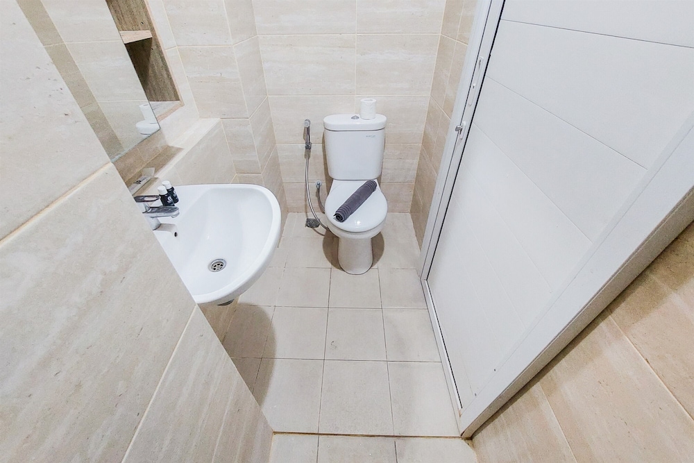Best and Restful Studio Apartment Springwood Residence Tangerang