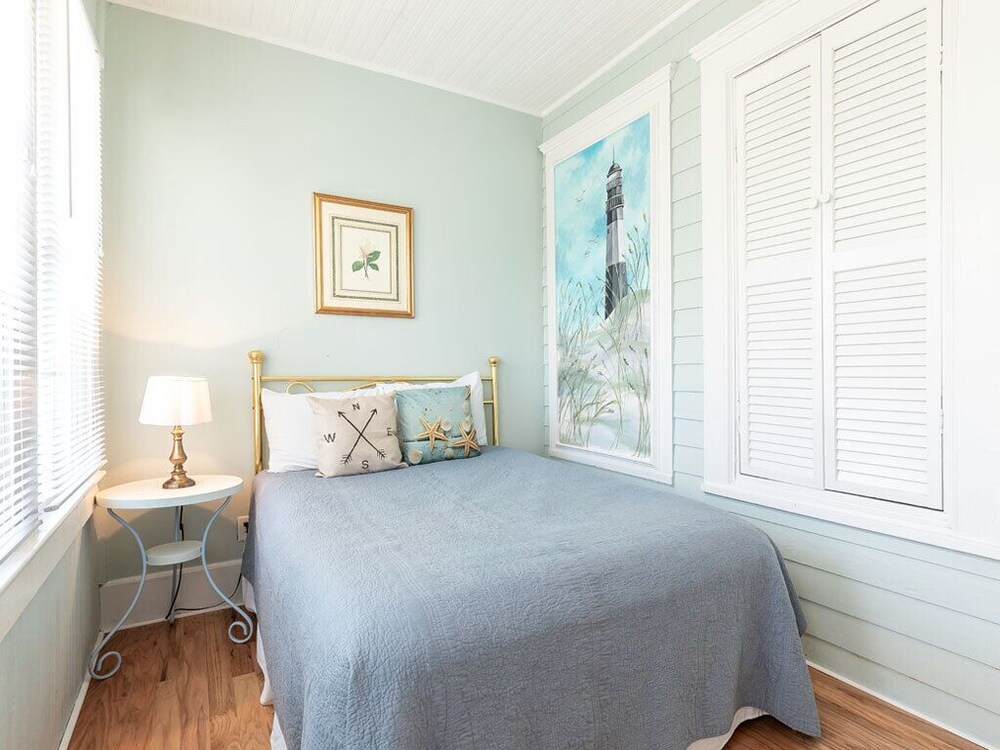 Sea View Cottage by Tybee Vacation Rentals view 4