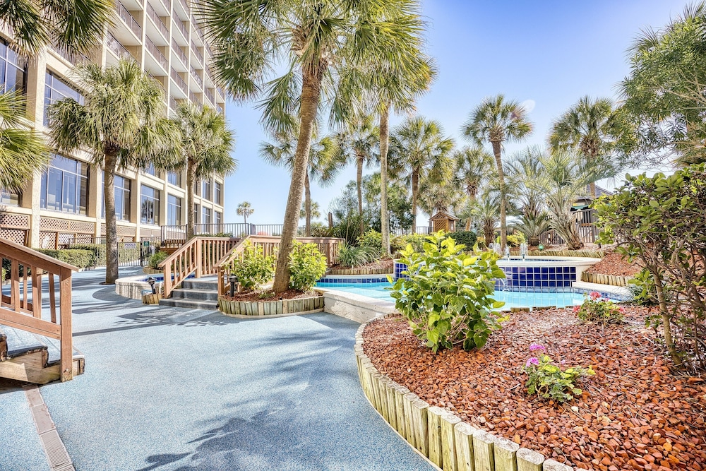 Beach Cove Resort