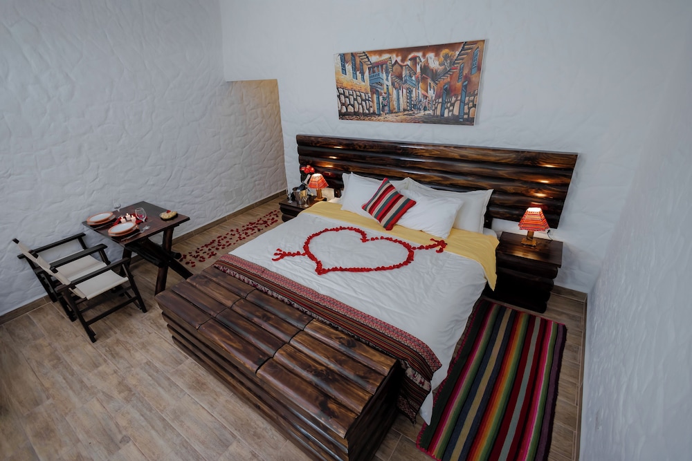 Rustica hoteles URUBAMBA
