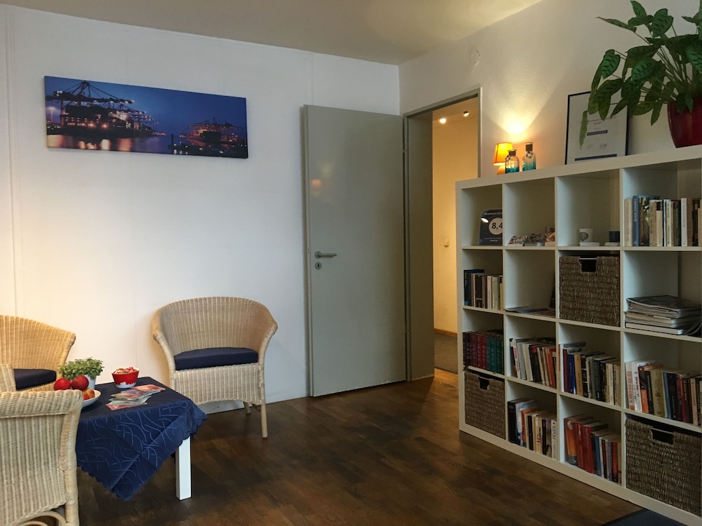 Basement Hamburg - Hostel