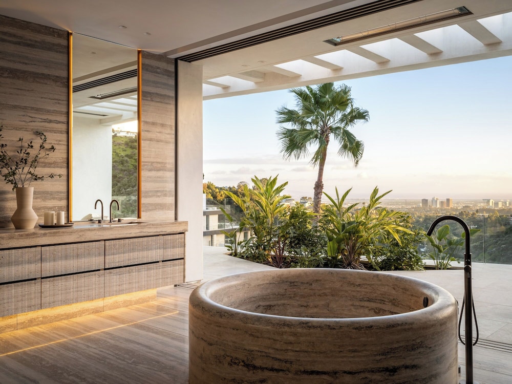 Stradella Mansion - Epitome of Luxury Living in This Breathtaking Bel Air Estate
