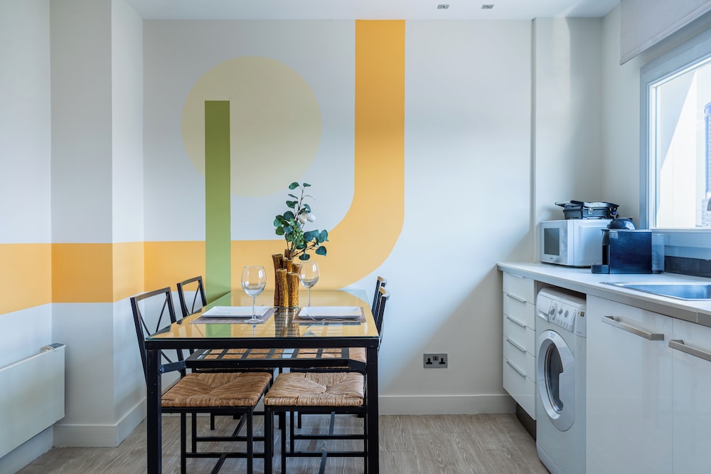 Local Host Living - Signature Apartments in Nicosia