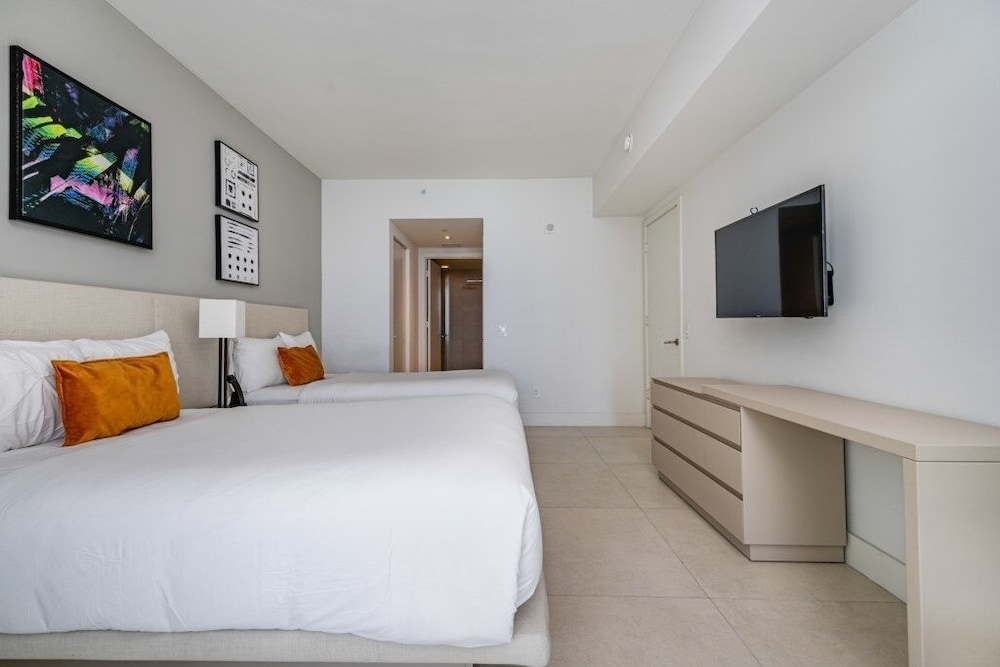 Private 2br Ocean View At Hyde Beach Resort 2 Bedroom Condo