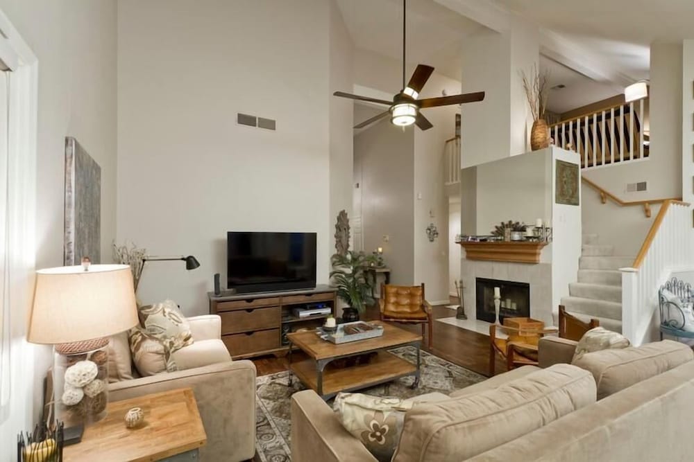 Velvet Dream By Signature Vacation Rentals