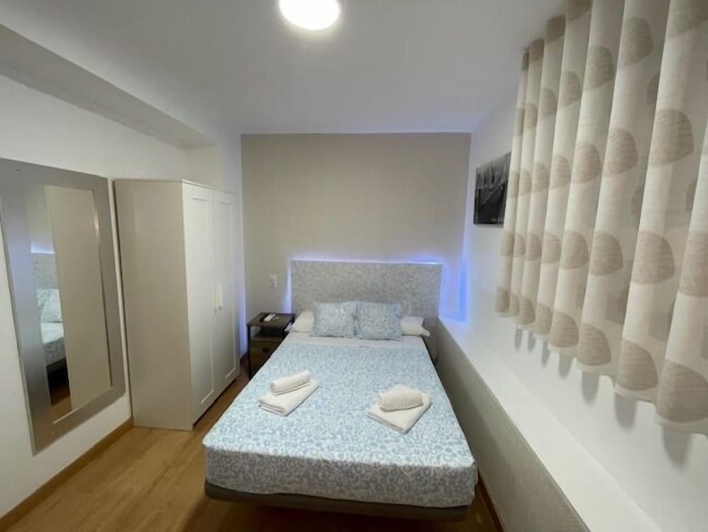HOSTAL QUINTA SANTILLAN