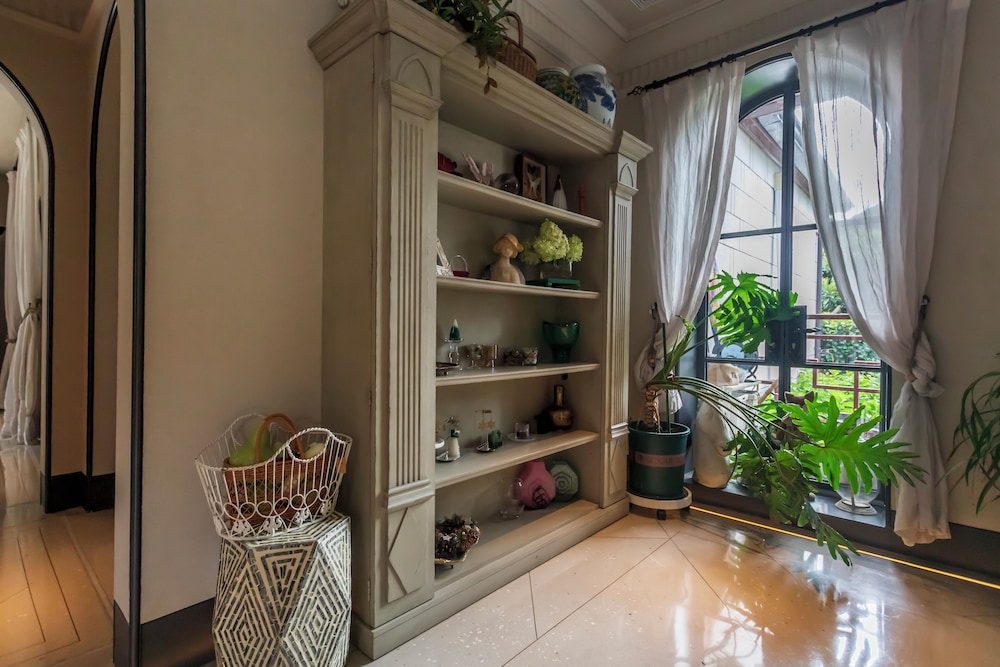 Jingdezhen Homestay Outside the Window