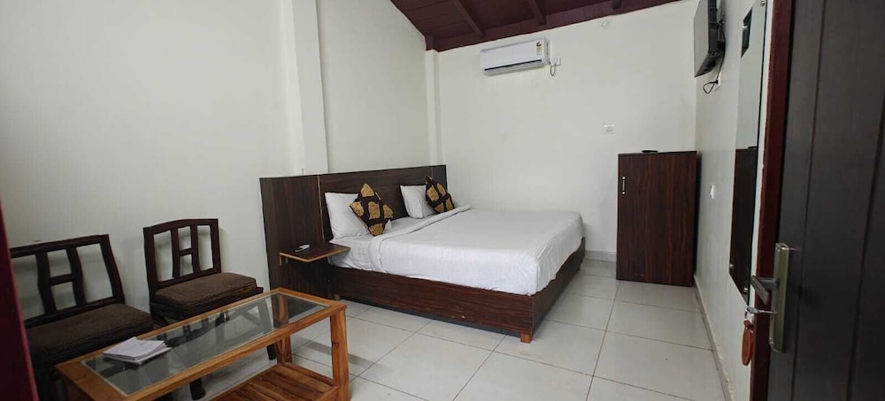 Corbett Sunrise India Homestay By Eiyuu Hotels