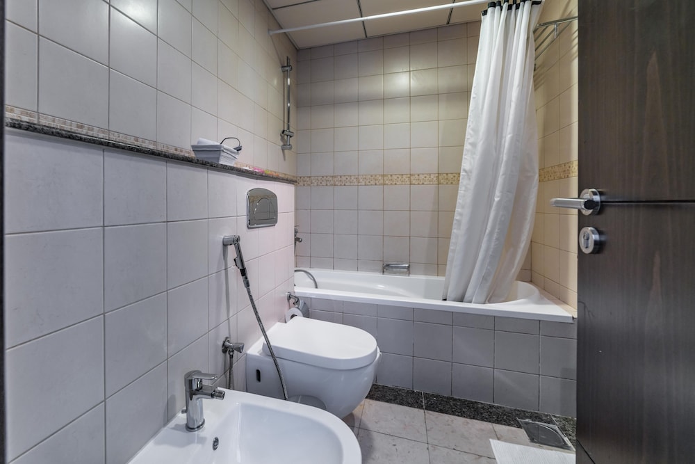 Dream Inn Dubai Bay Central