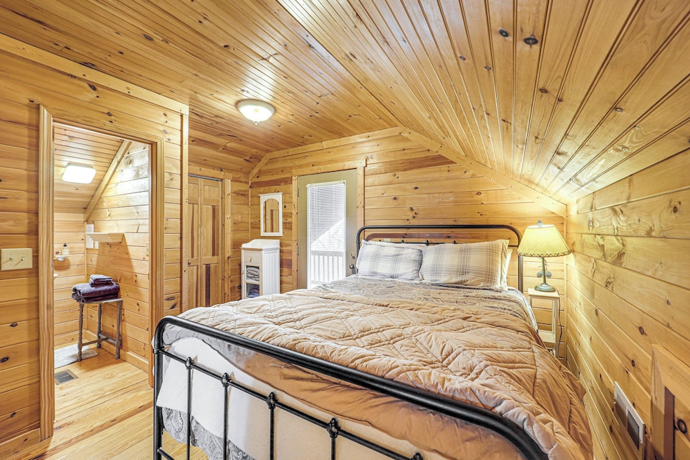 Deck & Views: Blue Ridge Mountain Cabin