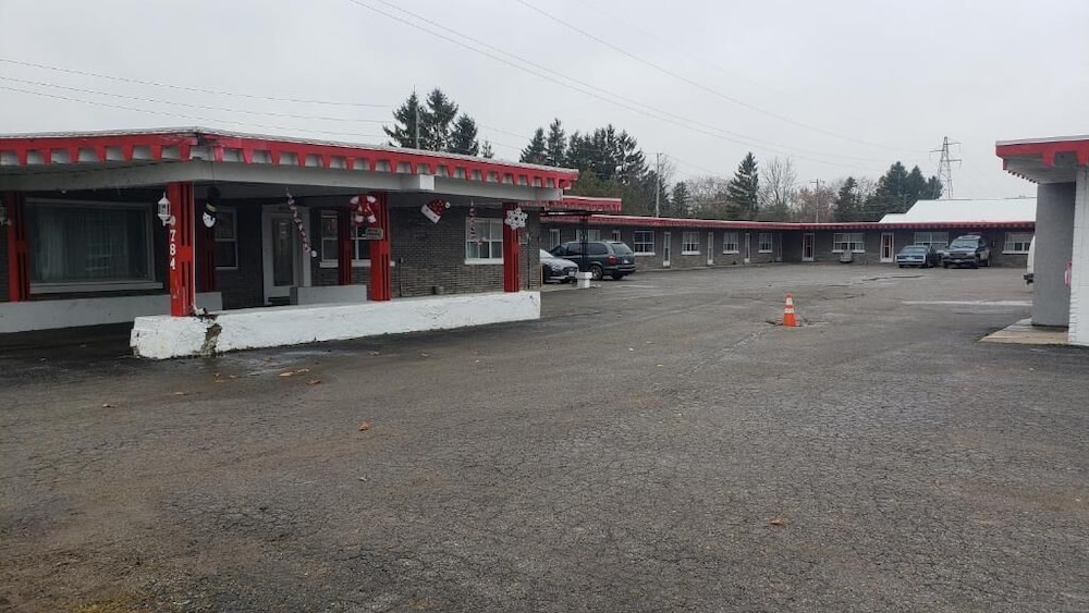 Travellers Motel