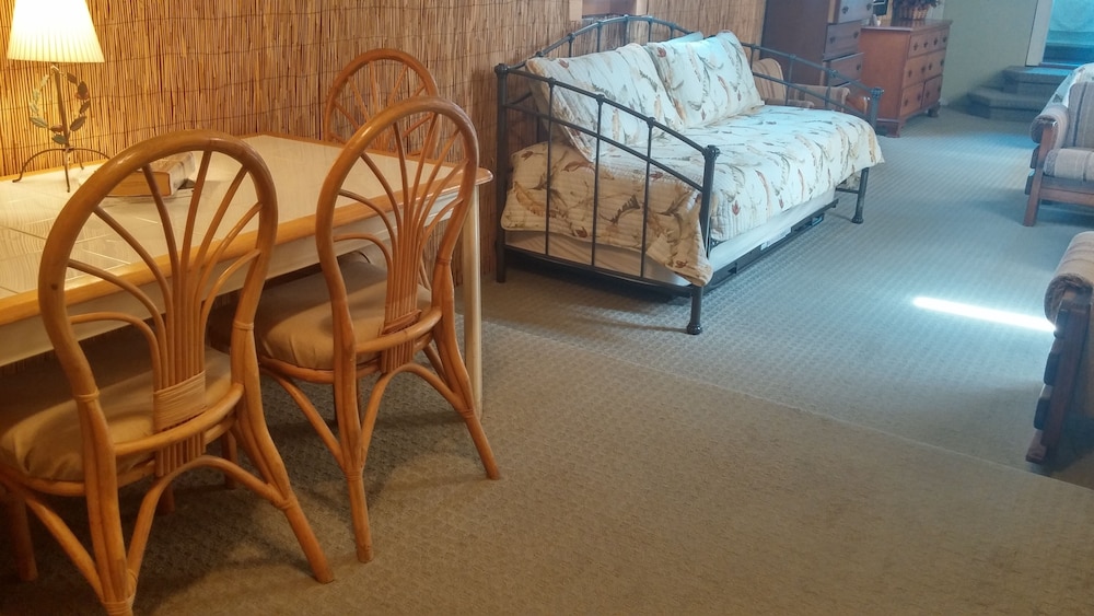 Island Guest House B&B