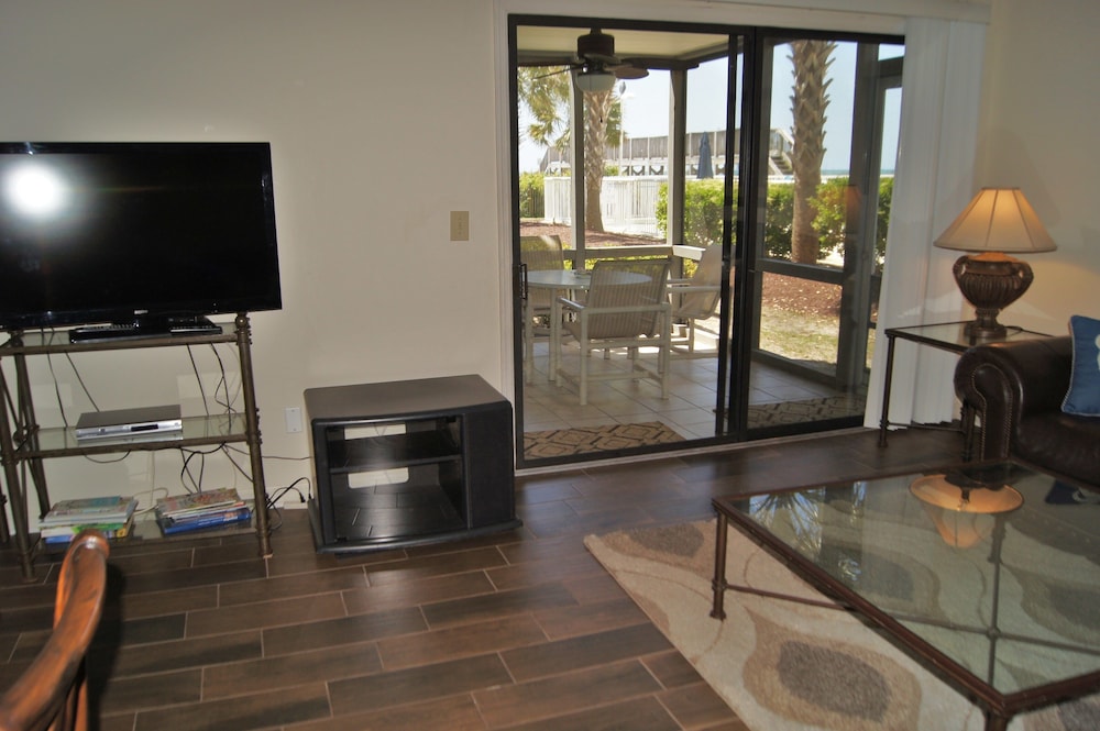 Sea Cloisters 101d 3 Bedroom Condo by RedAwning