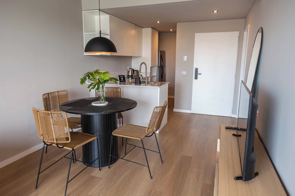 Milenia Soho by iPPA