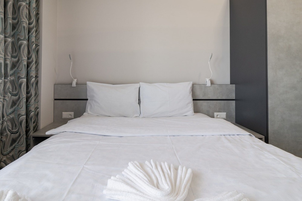 Stay Inn next to Dalma Mall