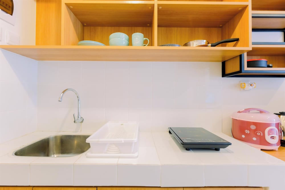Modern Look And Comfy Studio Tokyo Riverside Pik 2 Apartment, Teluknaga - 9