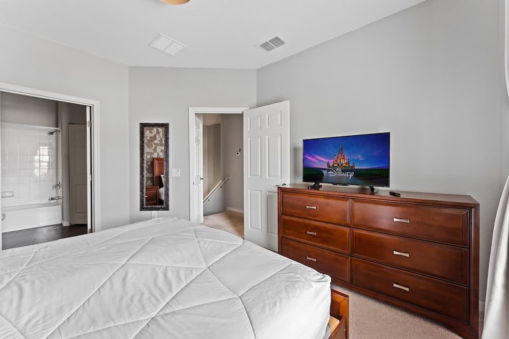 Dream Home Stunning 4BR Retreat