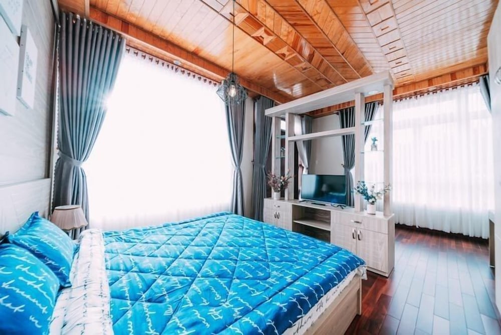 Villa Dalat CASA (7 rooms/8 beds) view 3