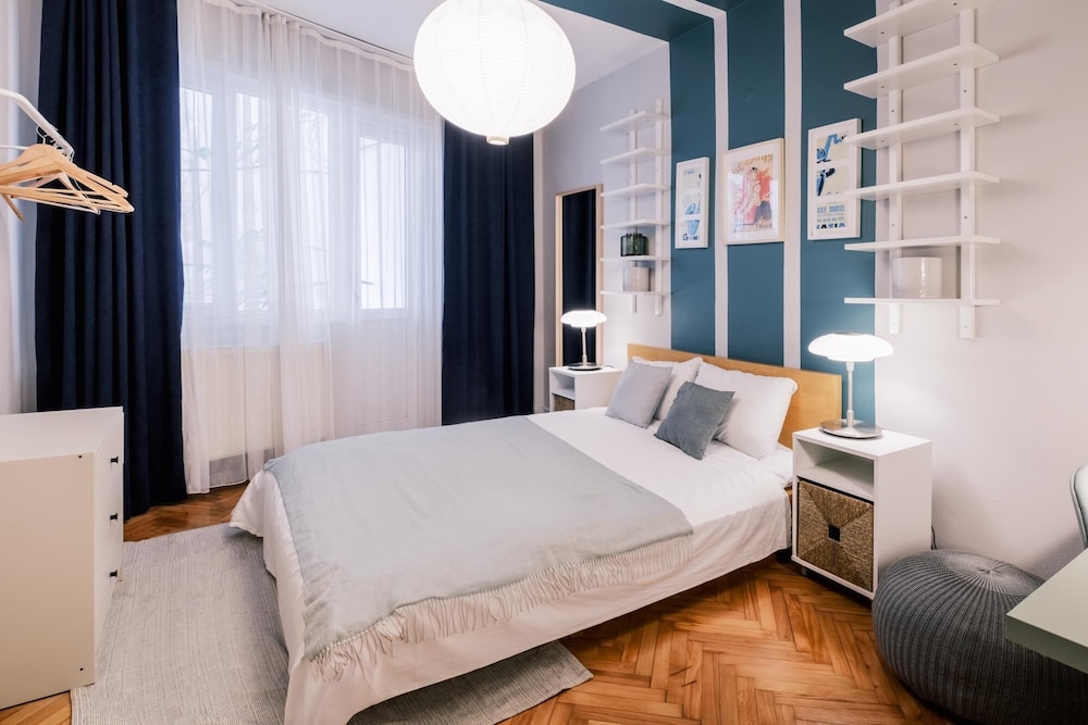Charming Flat Near Osmanbey Metro Station