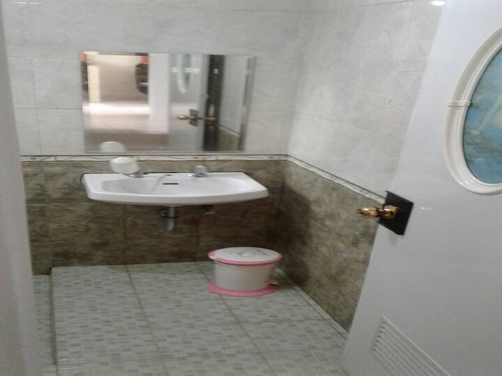 Villa Kota Bunga Dahlia