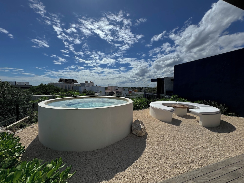 Luxury Studio Private pool IIK C409SF