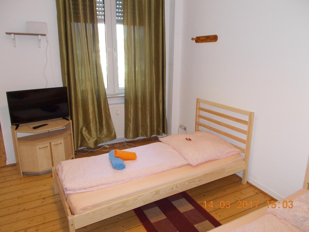 Photo 43