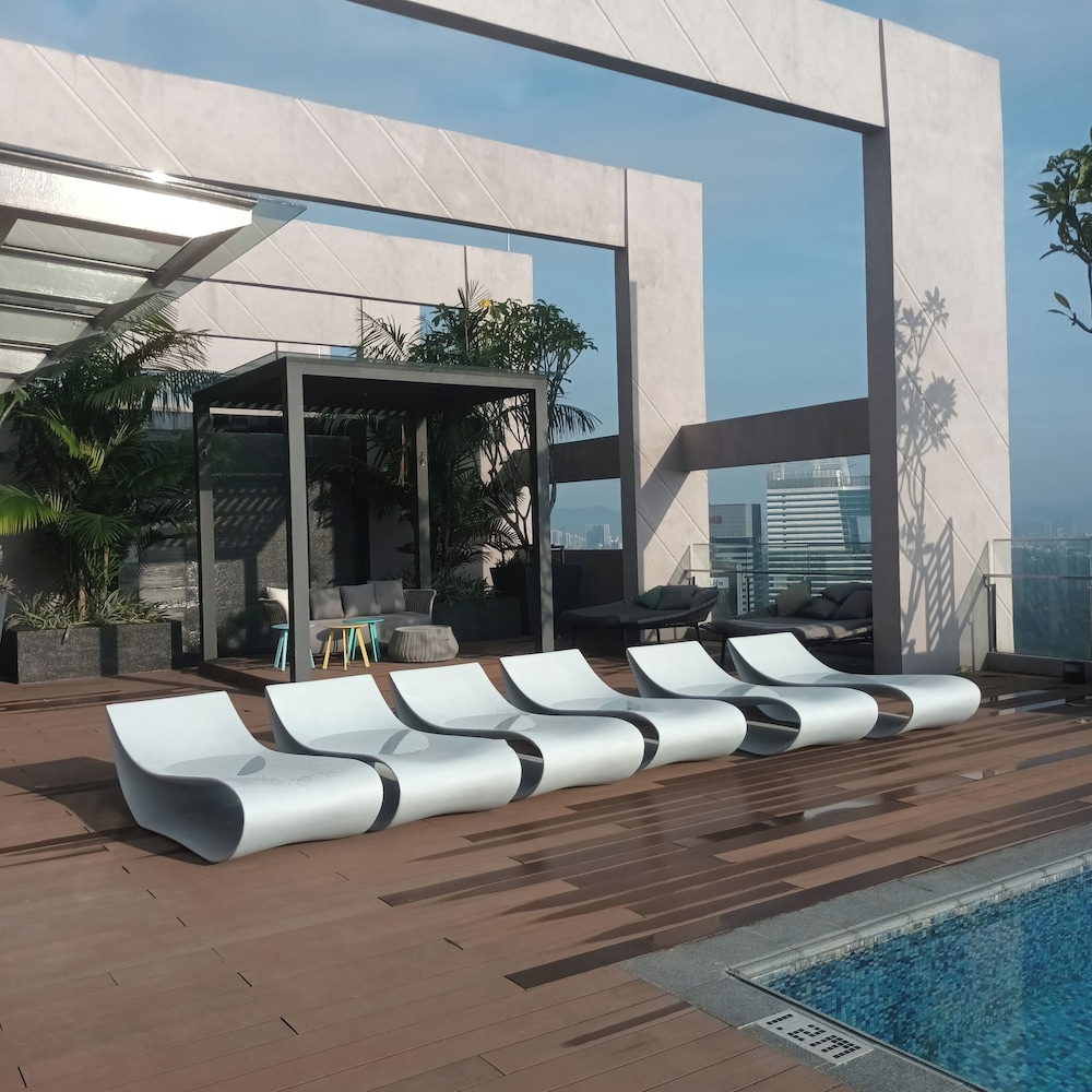 Riveria City KL Sentral Luxury Apartment