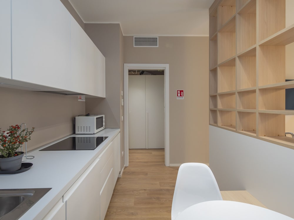 Freguglia G - Large Studio Suite Close to Duomo