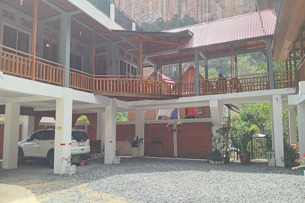 Murai Pagi Homestay