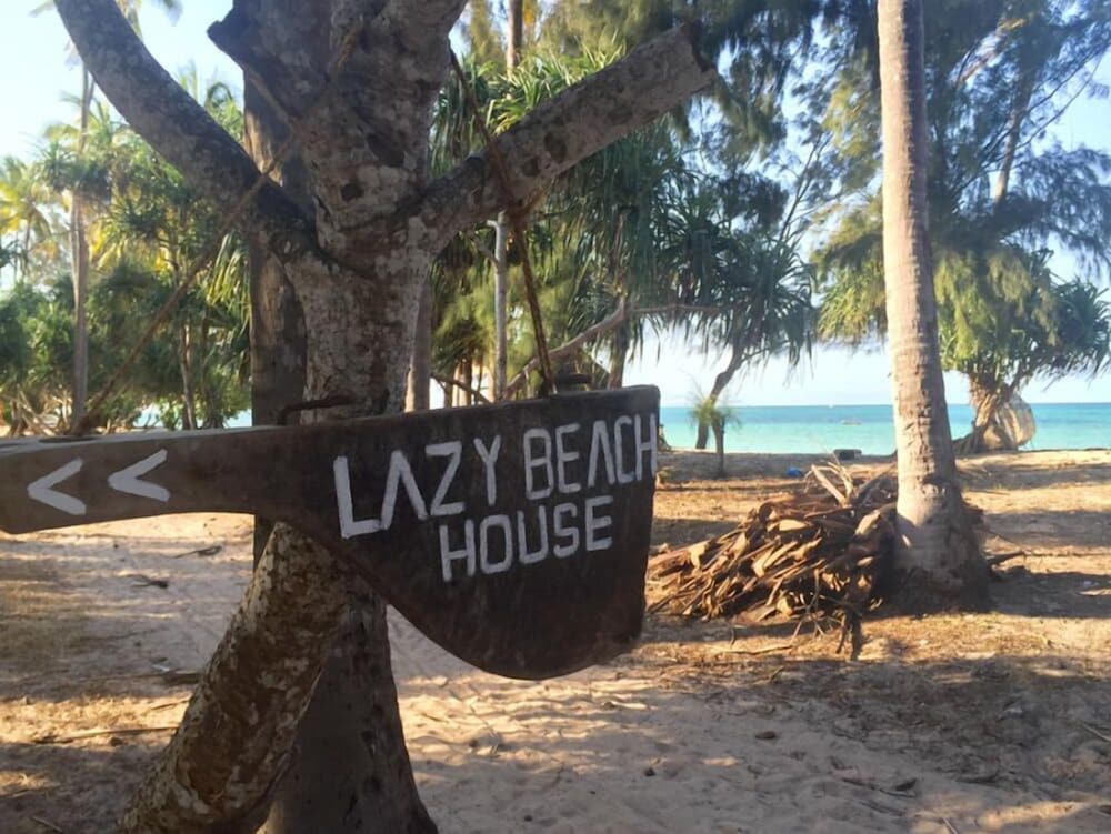 Kiwengwa Vacations - Lazy Beach House - Property Image 13