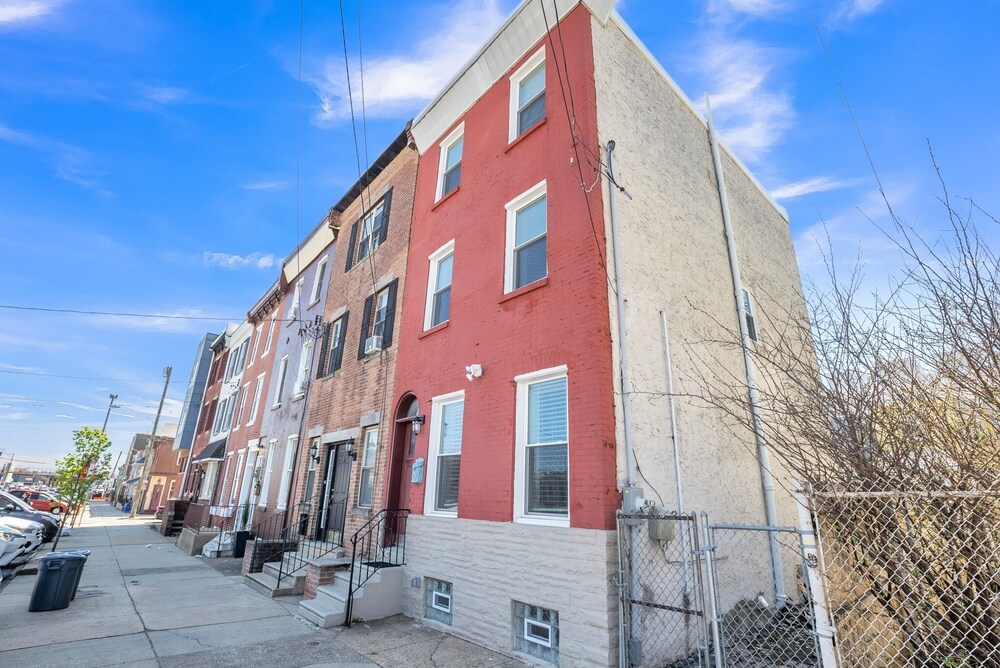 Enjoy Your Stay In This Amazing Location In Philadelphia! 4 Bedroom Home by RedAwning view 4
