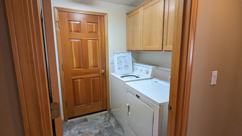 Mcnary 20 5 Bedroom Home