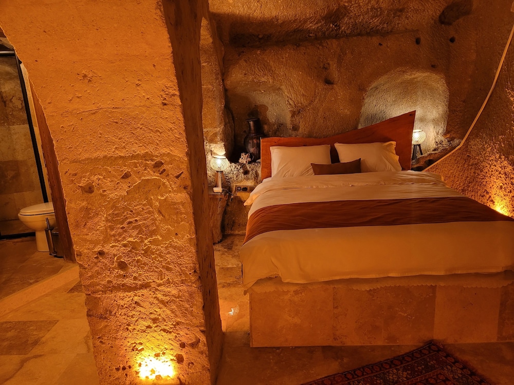LA DİAS CAVE CAPPADOCİA