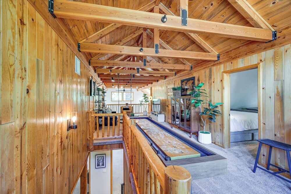 Luxury Cabin on Naches River, Near Mount Rainier!