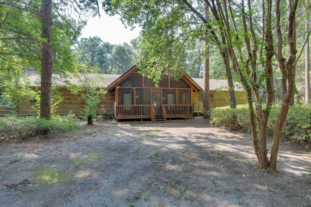Golf + Hike: Nature Escape w/ Sauna in Hephzibah