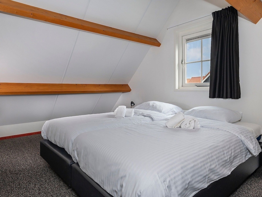 Holiday Home With Three Bedrooms, in Zeeland view 3